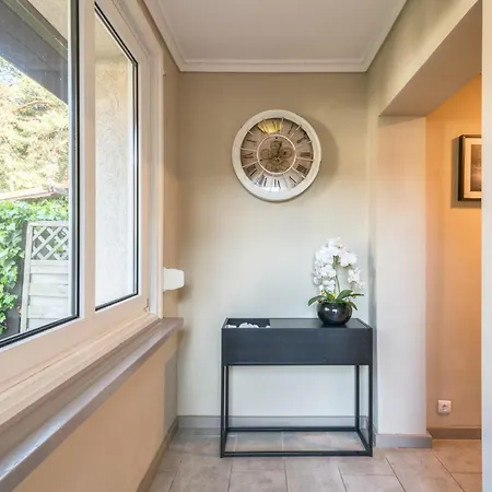 Апартаменти Elen By Northside